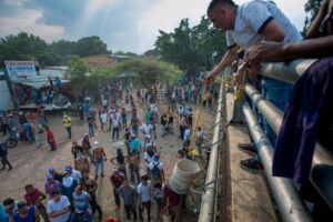 Ministros y Chile Vamos responden a detractores de Piñera por visita a Cúcuta