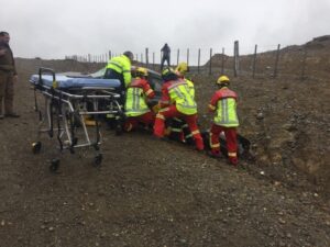 Lesionado quedó conductor que volcó  camino a la Reserva Forestal Magallanes