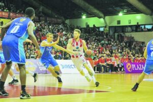 Valdivia y UdeC sacan ventajas en las llaves de semifinales de la Liga Nacional de Básquetbol
