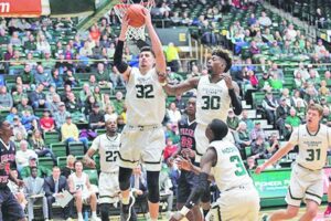 Nico Carvacho sigue haciendo historia en el Básquet norteamericano