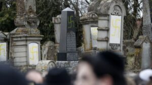 Francia se moviliza contra oleada de actos antisemitas