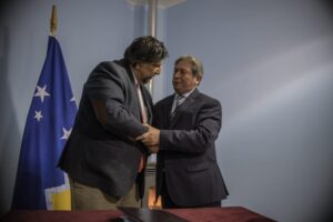 Asumió gobernador Cárcamo y prometió abordar los desafíos de la ciudad  más austral del mundo