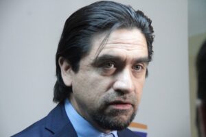 Investigados por sustracción de especies en domicilios se les sumó nuevos cargos por usar cheques robados