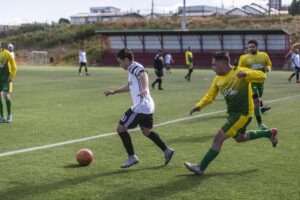 Santos Mardones es el nuevo líder de la Liga Popular tras victoria ante Jorge Cvitanic