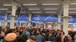 Colapso en lado inglés del tren Eurostar alarma sobre el futuro tras el Brexit