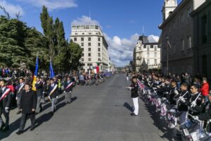 Más de 500 escolares desfilaron por aniversario de la FACh