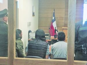 Víctima de robo de vehículo pide ayuda para encontrar documentos