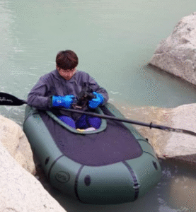 Conaf expulsó a turista japonés que fue sorprendido navegando en kayak en el PNTP