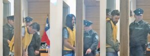 Mujer denunció a tres sujetos de haberla violado dentro de un vehículo robado