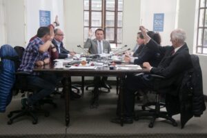 Continuidad en Asociación Chilena de Municipalidades generó áspero debate en la sesión de ayer del Concejo Municipal