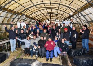 Vecinos en Puerto Williams realizaron taller de técnicas agroalimentarias