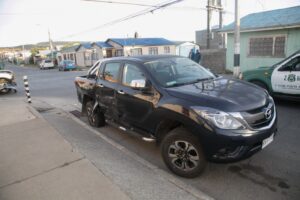 Un lesionado dejó colisión entre camionetas