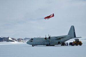 Concurso pictórico conmemorará el primer vuelo realizado a la Antártica