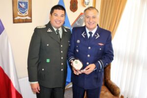 Saludo protocolar por el nuevo aniversario de la Fuerza Aérea de Chile
