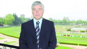 Presidente de la “U” pide unidad por complejo presente
