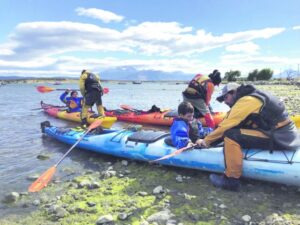 Exitosa primera jornada de kayak social e inclusivo en Puerto Natales