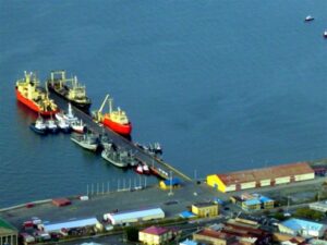 Agencias navieras oficializan reclamo a EPAustral