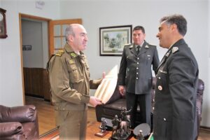 Director regional de Gendarmería visitó a nuevas autoridades en Magallanes
