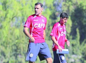 Polémica en Unión San Felipe tras anuncio de despido del entrenador