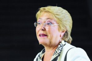 Contralor advirtió en 2016 a Bachelet sobre rendiciones insuficientes