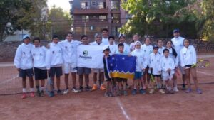 Tenistas de la Región de Magallanes juegan hoy en el Torneo Nacional Escolar Federado