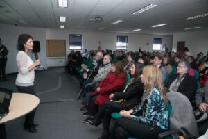 Adultos mayores magallánicos rechazan reforma de pensiones
