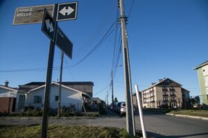Vecinos de departamentos molestos por constantes ruidos y desórdenes en pasaje
