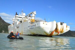 Cableado submarino de Fibra Óptica Austral llegó a Tortel