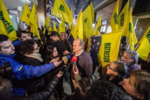 Matheson le responde a Paredes por candidatura a gobernador