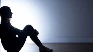 Especialista asegura que falta de vitamina D podría producir demencia y depresión