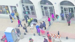 Trabajador grave tras caer de escalera mientras efectuaba labores en altura