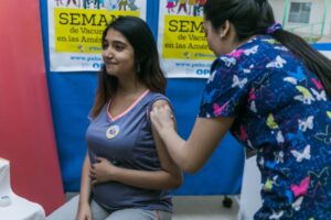 Más de la mitad de las mujeres con 13 semanas de gestación no se han vacunado contra la Influenza