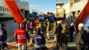 Aduanas participó en operativo de fiscalización a ferry Yaghan