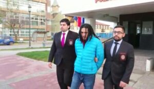 Detienen a colombiano que mantenía droga en su casa, pero recuperó su libertad