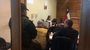 Reo que recibió libertad condicional permanecerá en la cárcel por violar a su hija y almacenar pornografía infantil