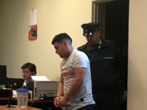 Conductor que volcó con niño sin medidas de seguridad marcó 2,02 gramos de alcohol