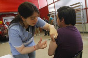 Salud asegura que la región cuenta con las dosis necesarias de vacunas contra la influenza