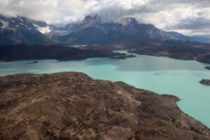 Denuncian desaparición de investigador extranjero en Torres del Paine