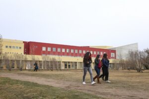 Educación Física adhiere a paro en contra de cambios curriculares en enseñanza media
