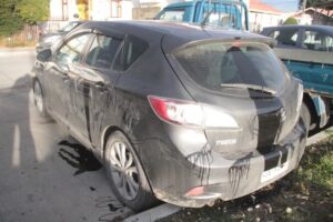 Por celos habrían provocado graves daños a vehículo de una vecina de Las Naciones