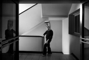 “Máscaras y memoria”: el proyecto fotográfico que llega a la ciudad por reconocido artista