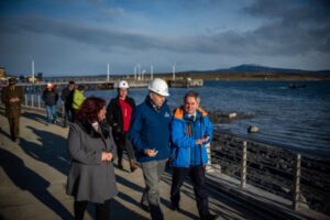 Intendente inspeccionó obras en Puerto Natales