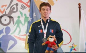 Tomás Bringas y la difícil  misión de formar campeones