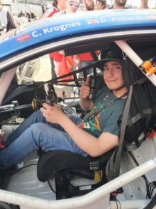 Magallánico obtuvo el tercer lugar en el campeonato “World Tour de GT Sport”