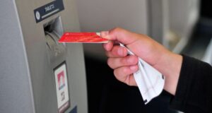 Carabineros investiga filtración de unas 41 mil tarjetas de crédito