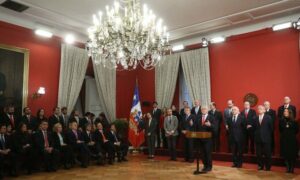 Evaluación de Piñera cae a 29 puntos y desaprobación del Gobierno llega al 50%
