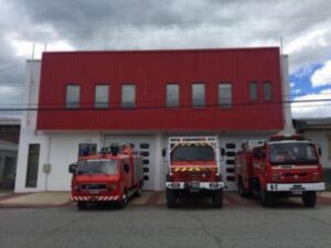 Bombero expulsado busca su reincorporación a la segunda compañía de Natales con una querella