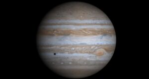 Jupiter estará tan cerca de la Tierra que podrás ver sus lunas con binoculares