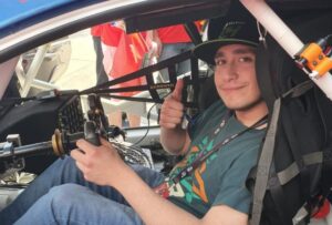 Joven magallánico se lució en Alemania en competencia virtual de automovilismo