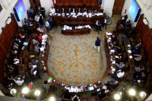Gobierno se abre a analizar Ley de Fortalecimiento de la Regionalización